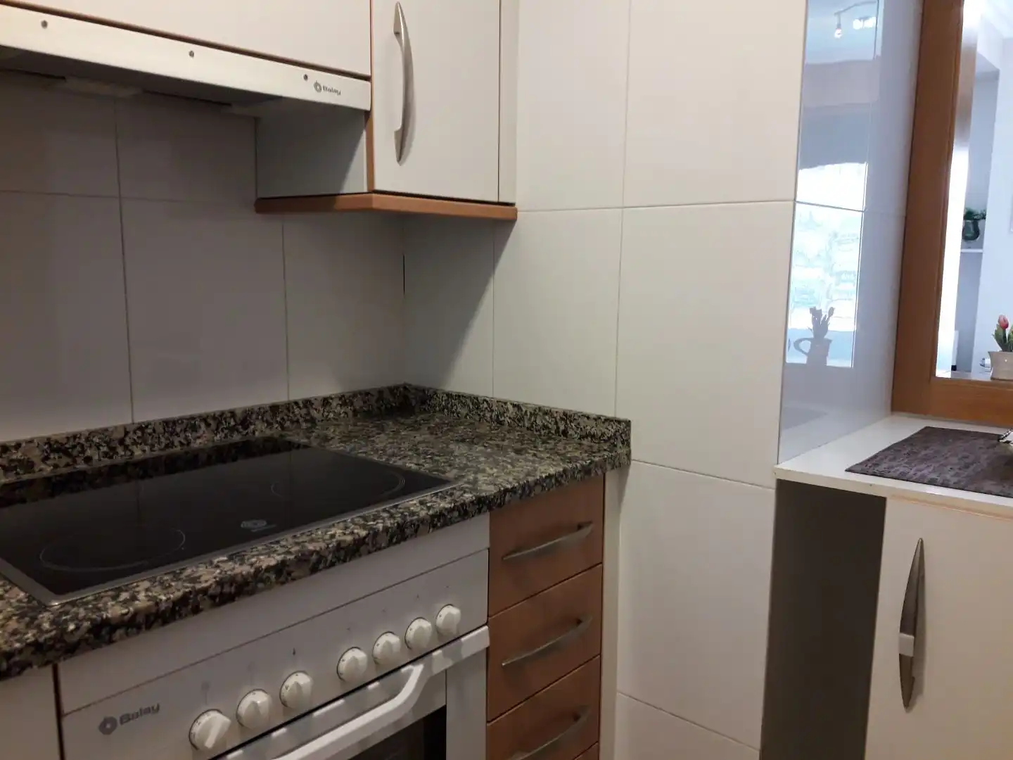 Kitchen of Study for rent in Vigo   with Heating, Private garden and Parquet flooring