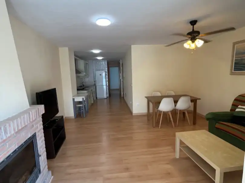 Flat for rent in Plaza de la Hispanidad, 4, Villar de Olalla Dining room of Flat for rent in Villar de Olalla with Parquet flooring and Furnished