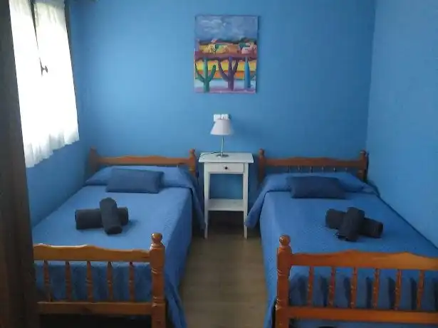 Pis en venda a Lugar Fuentes, Parres Dormitori de Pis en venda en Parres amb Jardí privat, Parquet i Terrassa
