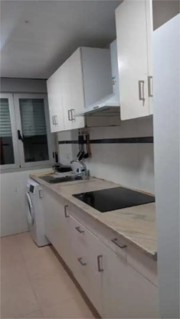 Cuina de Pis en venda en Ocaña amb Moblat