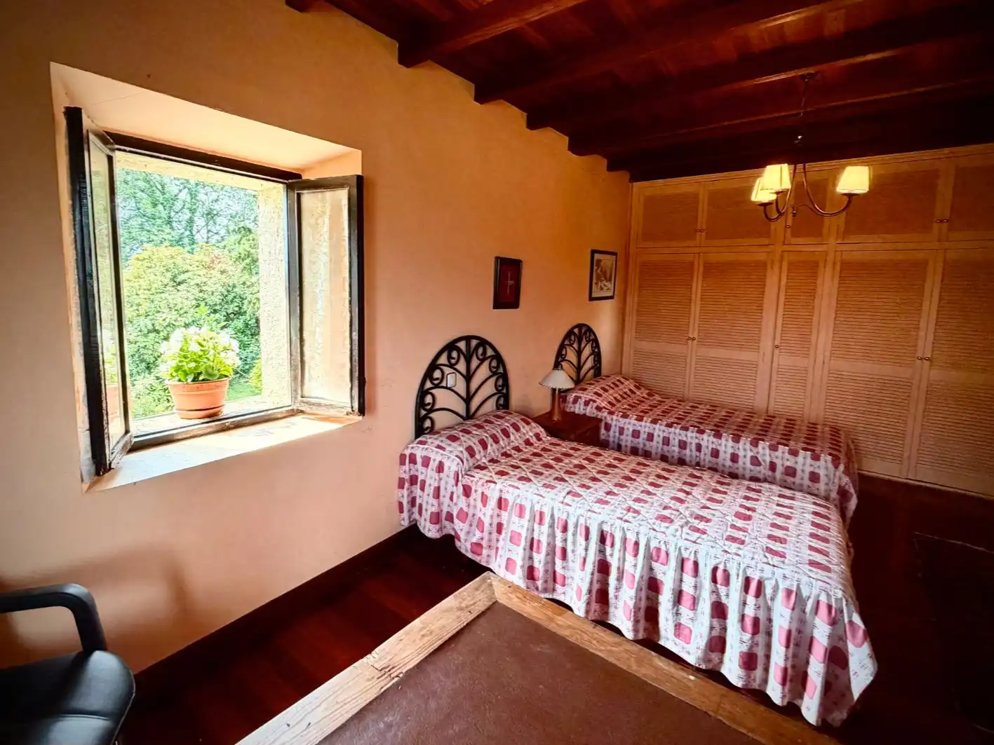 Bedroom of Houses for rent in Nava  with Heating, Private garden and Parquet flooring