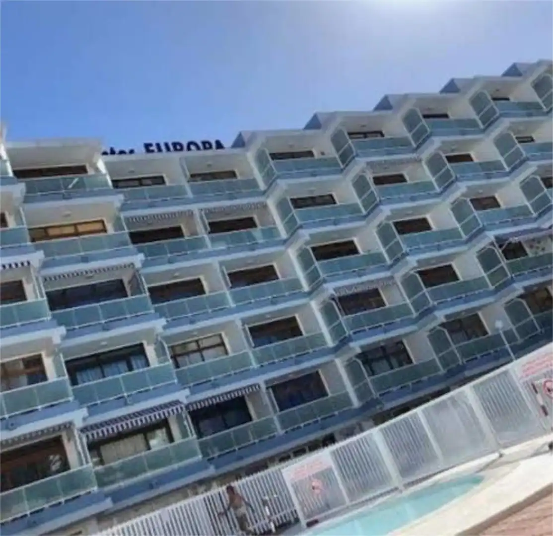 Apartamento en venta en Playa del Inglés Vista exterior de Apartamento en venta en San Bartolomé de Tirajana con Calefacción, Jardín privado y Terraza