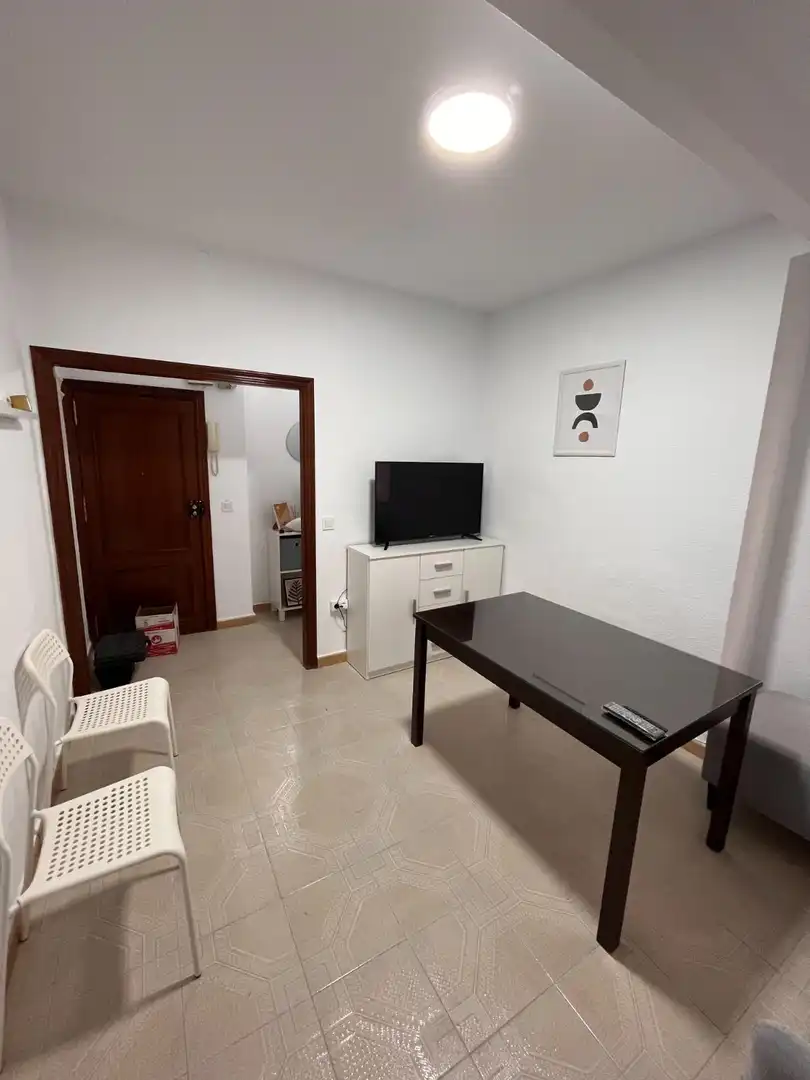 Flat for rent in Calle Don Lope de los Ríos, 15, Santa Rosa - Valdeolleros Living room of Flat for rent in Córdoba with Air Conditioner, Heating and Furnished