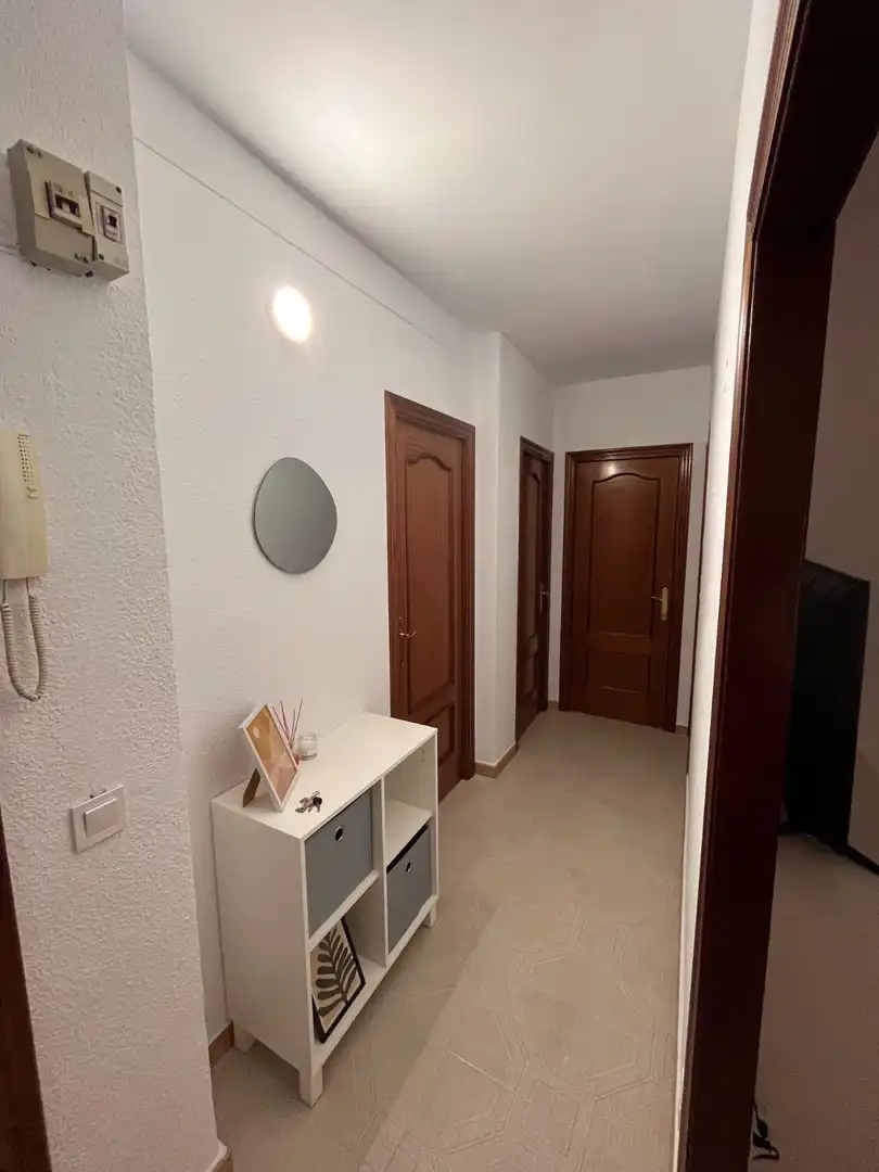 Flat for rent in Calle Don Lope de los Ríos, 15, Santa Rosa - Valdeolleros Flat for rent in Córdoba with Air Conditioner, Heating and Furnished
