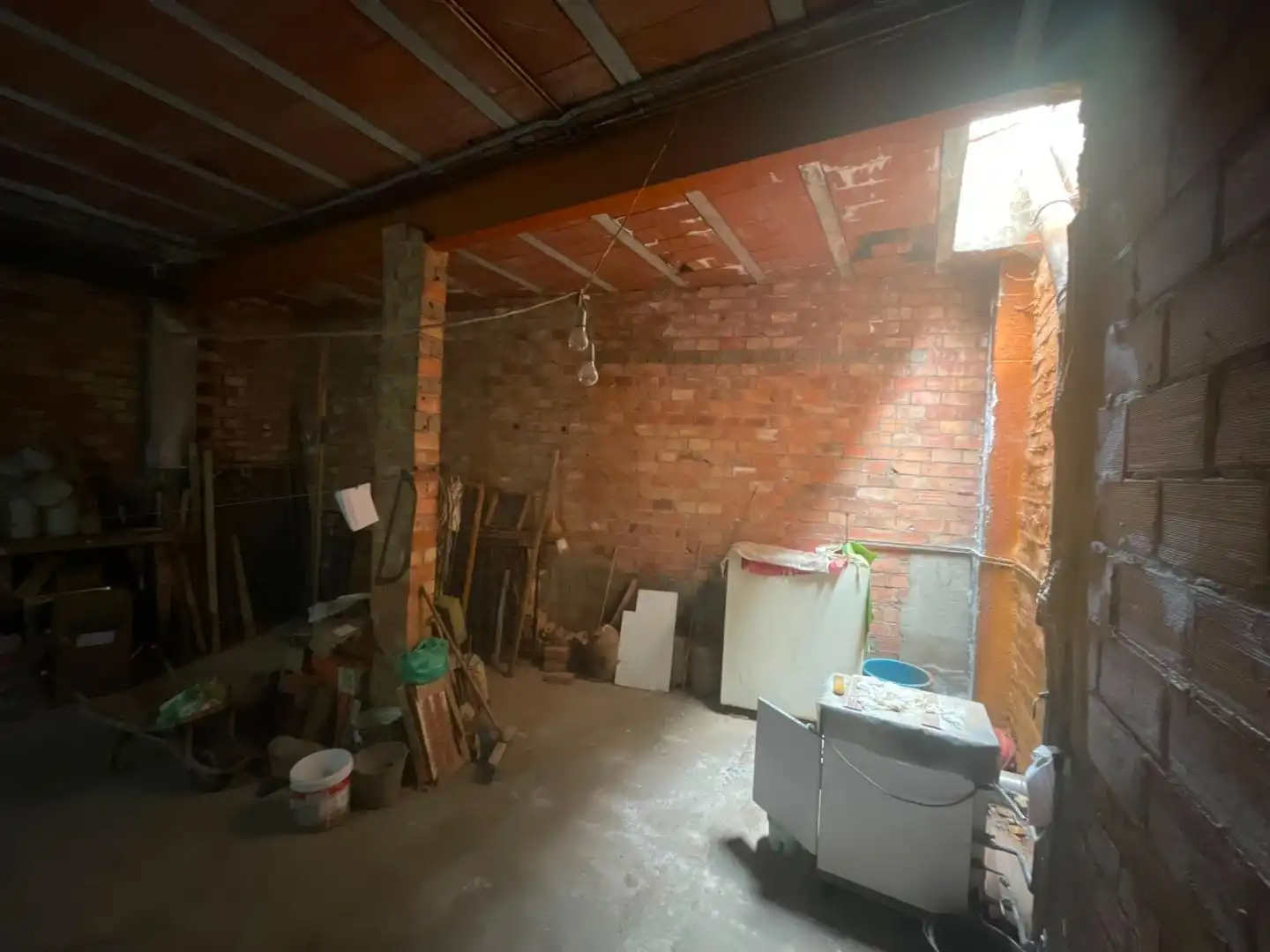 Wohnung zum Verkauf in Hornos mit Klimaanlage, Heizung und Terrasse