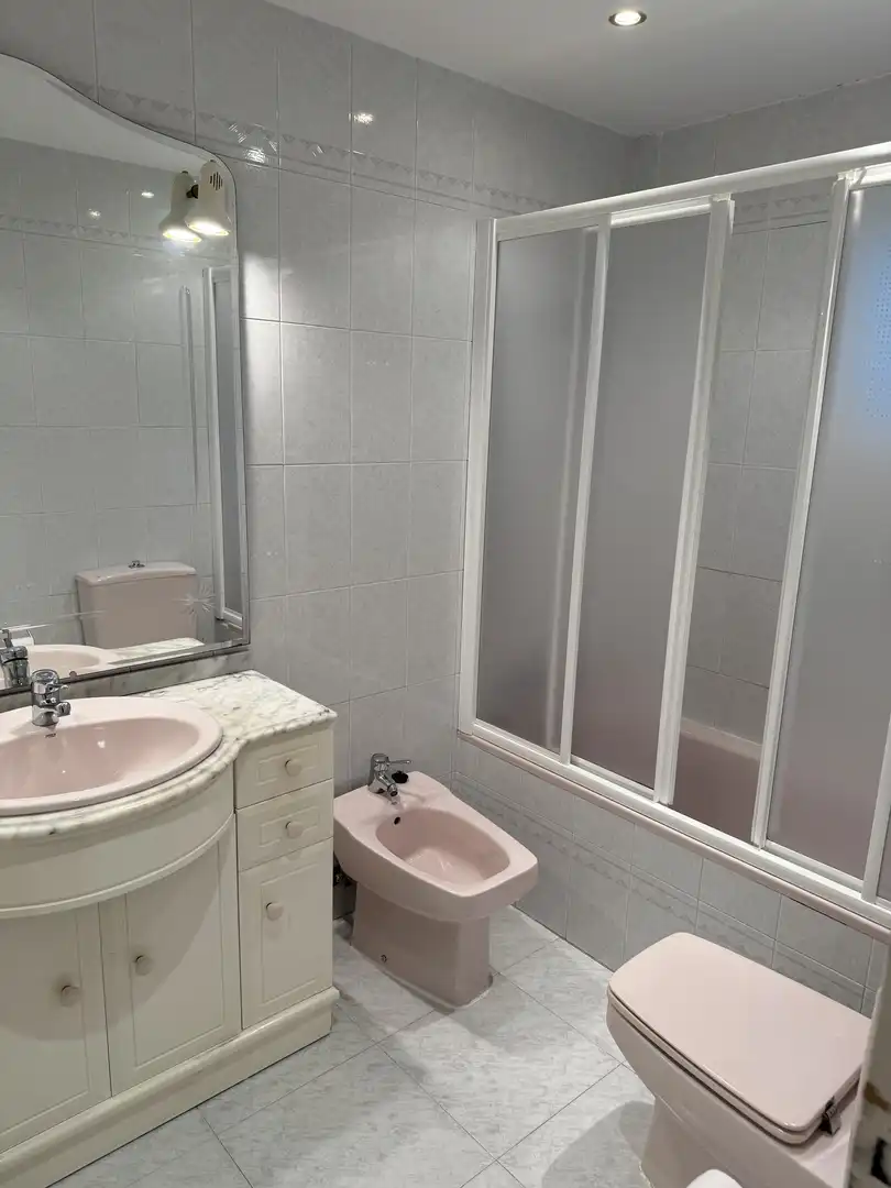 Bathroom of Flat for sale in Collado Villalba  with Heating, Private garden and Parquet flooring