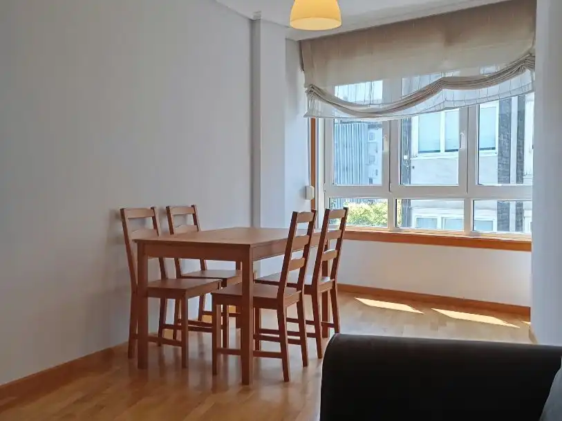 Flat for rent in Rúa Falperra, 1, Falperra - Santa Lucía Dining room of Flat for rent in A Coruña Capital with Heating, Parquet flooring and Furnished