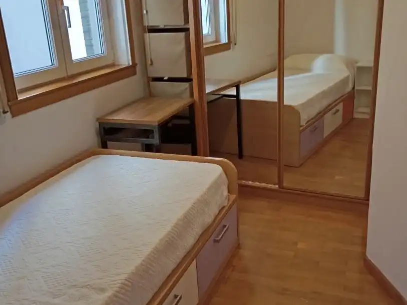 Flat for rent in Rúa Falperra, 1, Falperra - Santa Lucía Bedroom of Flat for rent in A Coruña Capital with Heating, Parquet flooring and Furnished