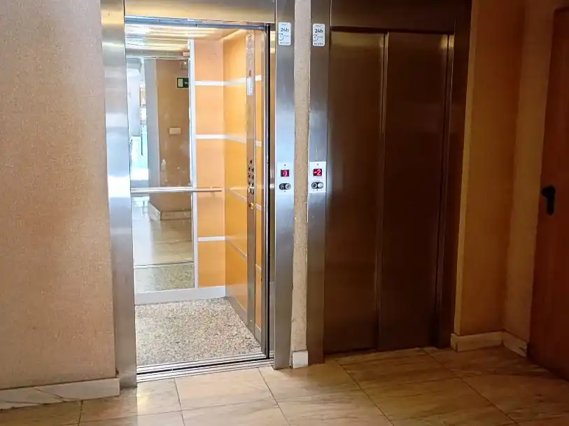 Flat for rent in Rúa Falperra, 1, Falperra - Santa Lucía Flat for rent in A Coruña Capital with Heating, Parquet flooring and Furnished
