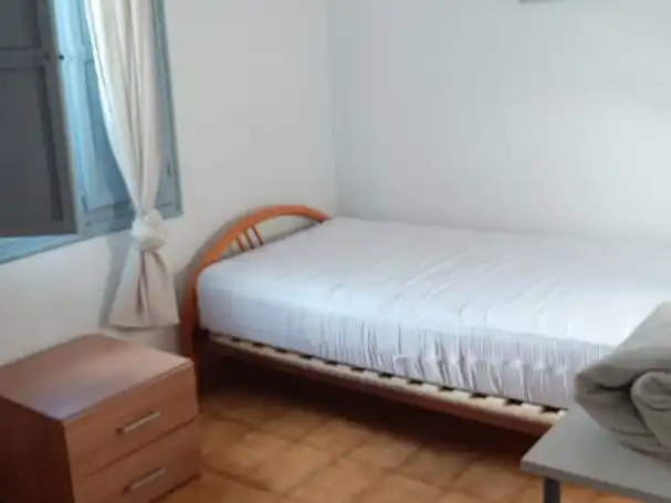 Flat for rent in Calle Pintor Benedicto, 13, El Palmeral - San Antón
