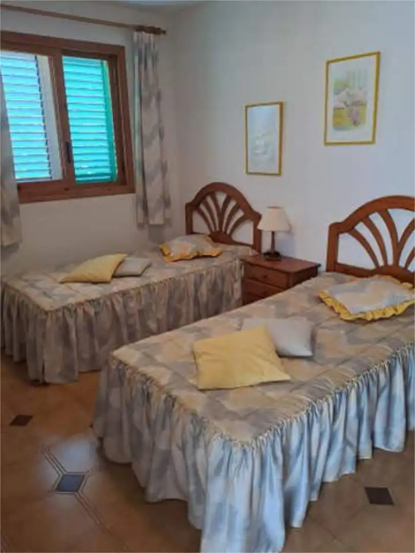 Casa adosada en venta en Els Terrers Habitación de Casa adosada en venta en Benicasim / Benicàssim con Jardín privado, Terraza y Piscina