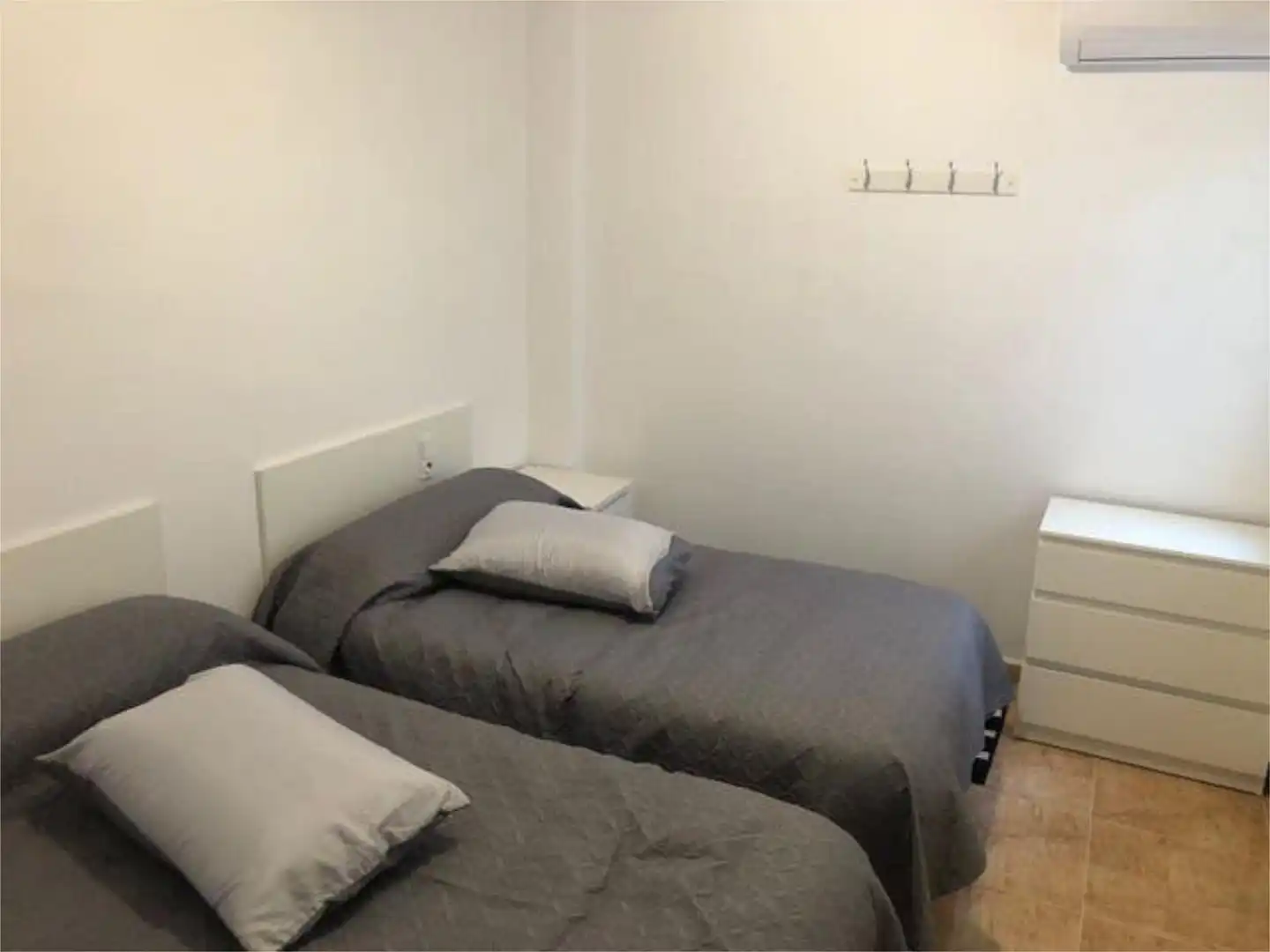 Wohnung zur Miete in Fuentes de Ebro Schlafzimmer von Wohnung zur Miete in Fuentes de Ebro mit Heizung, Terrasse und Möbliert