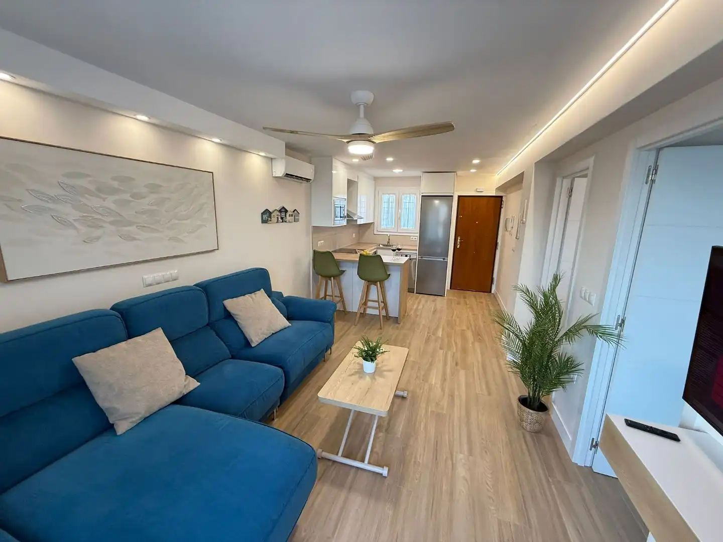 Flat for rent in Paseo Tanima, 1, Martín Carpena - Torre del Río Living room of Flat for rent in Málaga Capital with Air Conditioner and Terrace