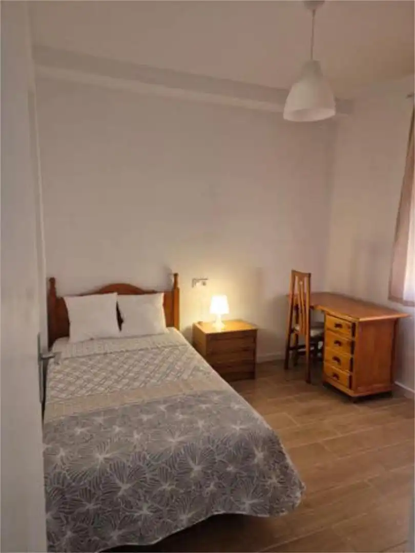 Flat for rent in Ciudad Jardín Flat for rent in Ciudad Jardín