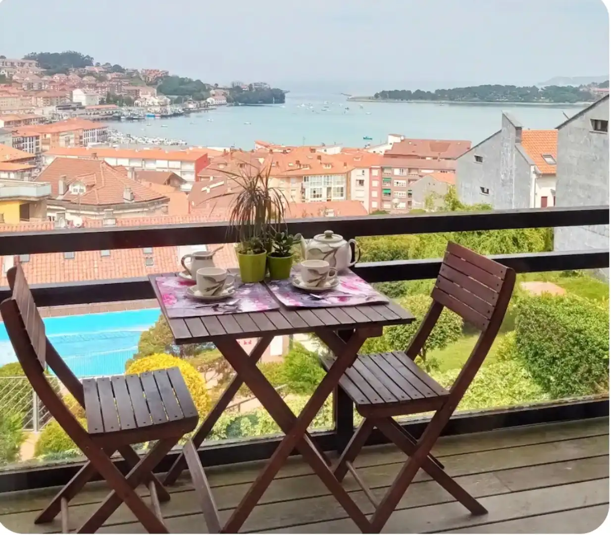 Wohnung zur Miete in Camino Alto de Santiago, 5, San Vicente de la Barquera Terrasse von Wohnung zur Miete in San Vicente de la Barquera mit Heizung, Terrasse und Schwimmbad