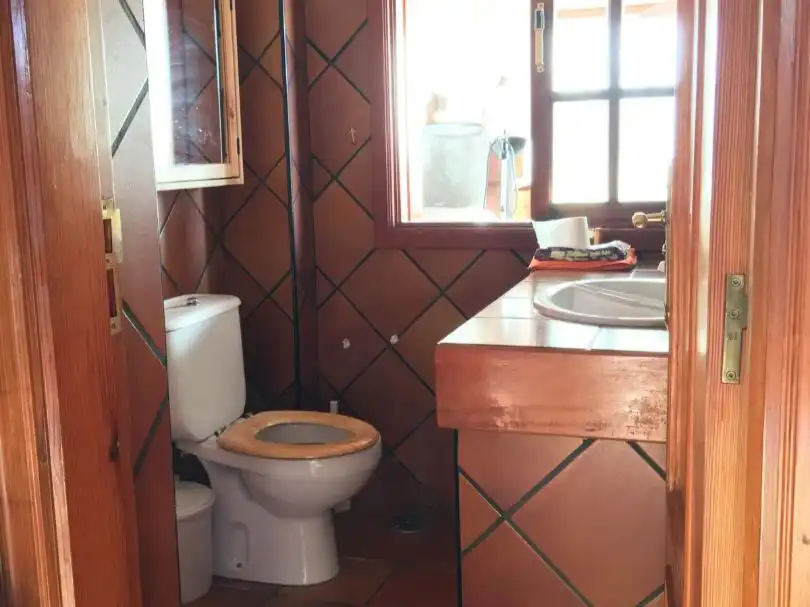 Dúplex de alquiler en Centro Baño de Dúplex de alquiler en La Orotava con Aire acondicionado, Terraza y Trastero