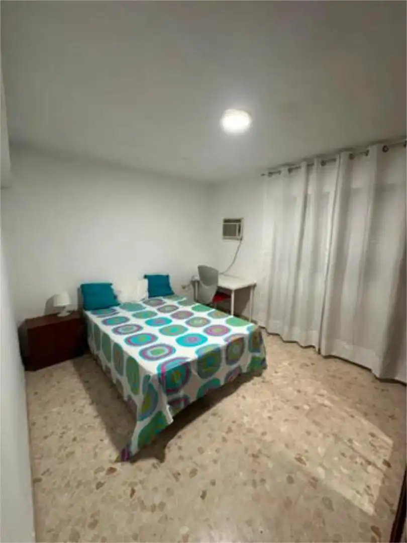 Flat for rent in Vista Alegre - Parque Cruz Conde Flat for rent in Vista Alegre - Parque Cruz Conde