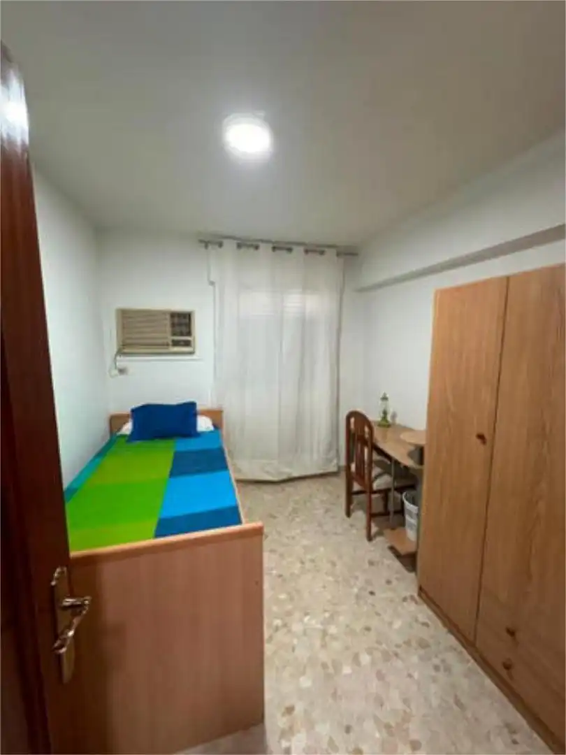 Flat for rent in Vista Alegre - Parque Cruz Conde Flat for rent in Vista Alegre - Parque Cruz Conde