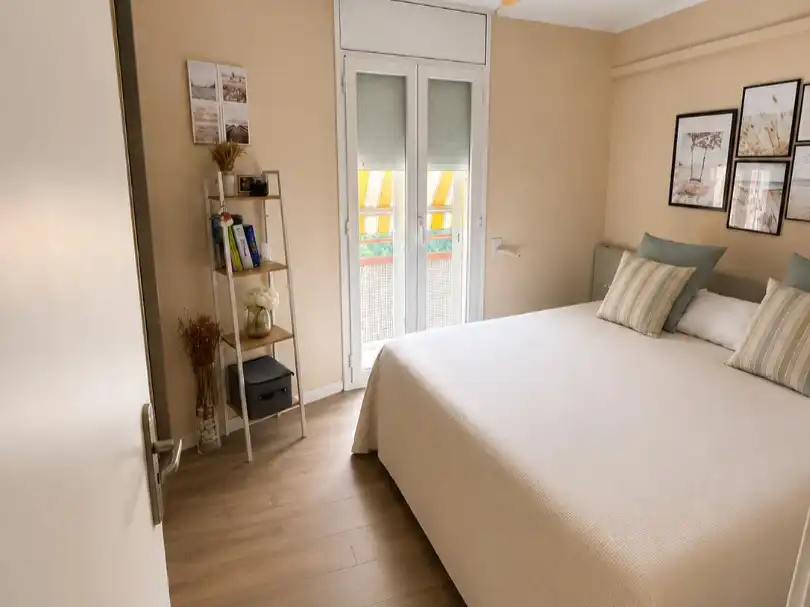 Wohnung zum Verkauf in Passatge del Conflent, 17, Parets del Vallès Schlafzimmer von Wohnung zum Verkauf in Parets del Vallès mit Klimaanlage und Balkon