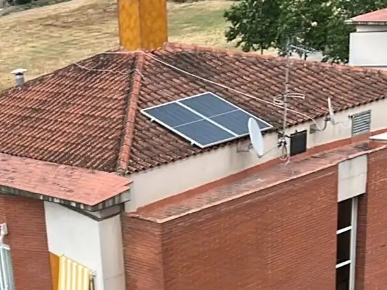 Wohnung zum Verkauf in Passatge del Conflent, 17, Parets del Vallès Außenansicht von Wohnung zum Verkauf in Parets del Vallès mit Klimaanlage und Balkon