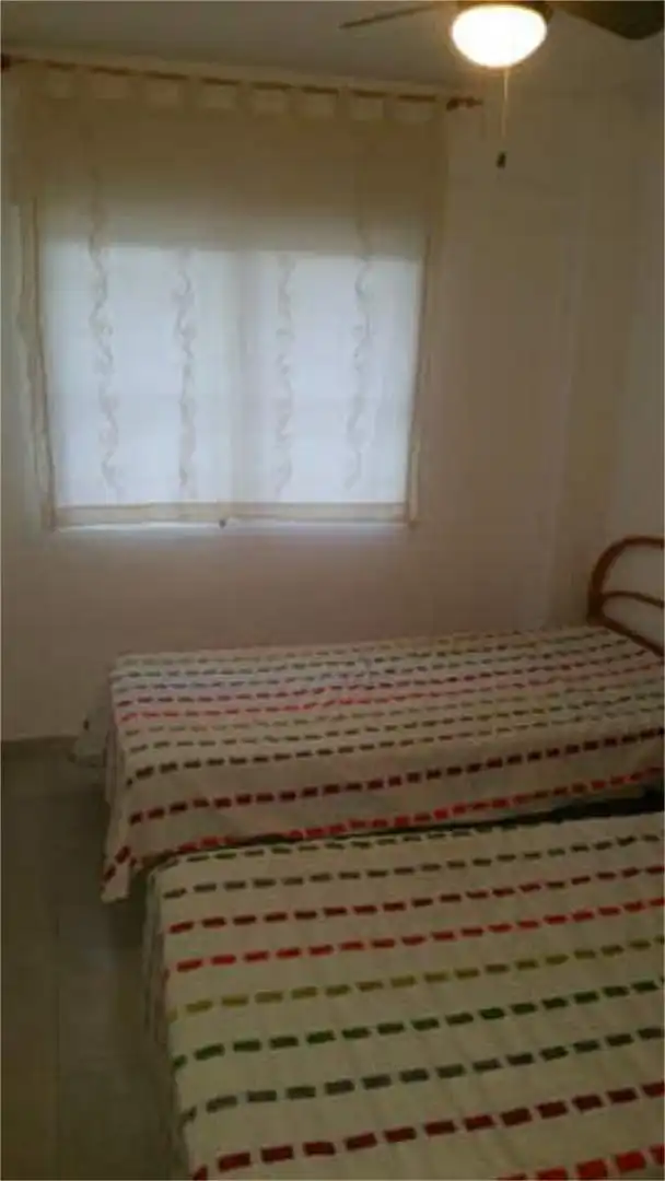Apartamento de alquiler en Oliva Playa Habitación de Apartamento de alquiler en Oliva con Calefacción, Terraza y Trastero