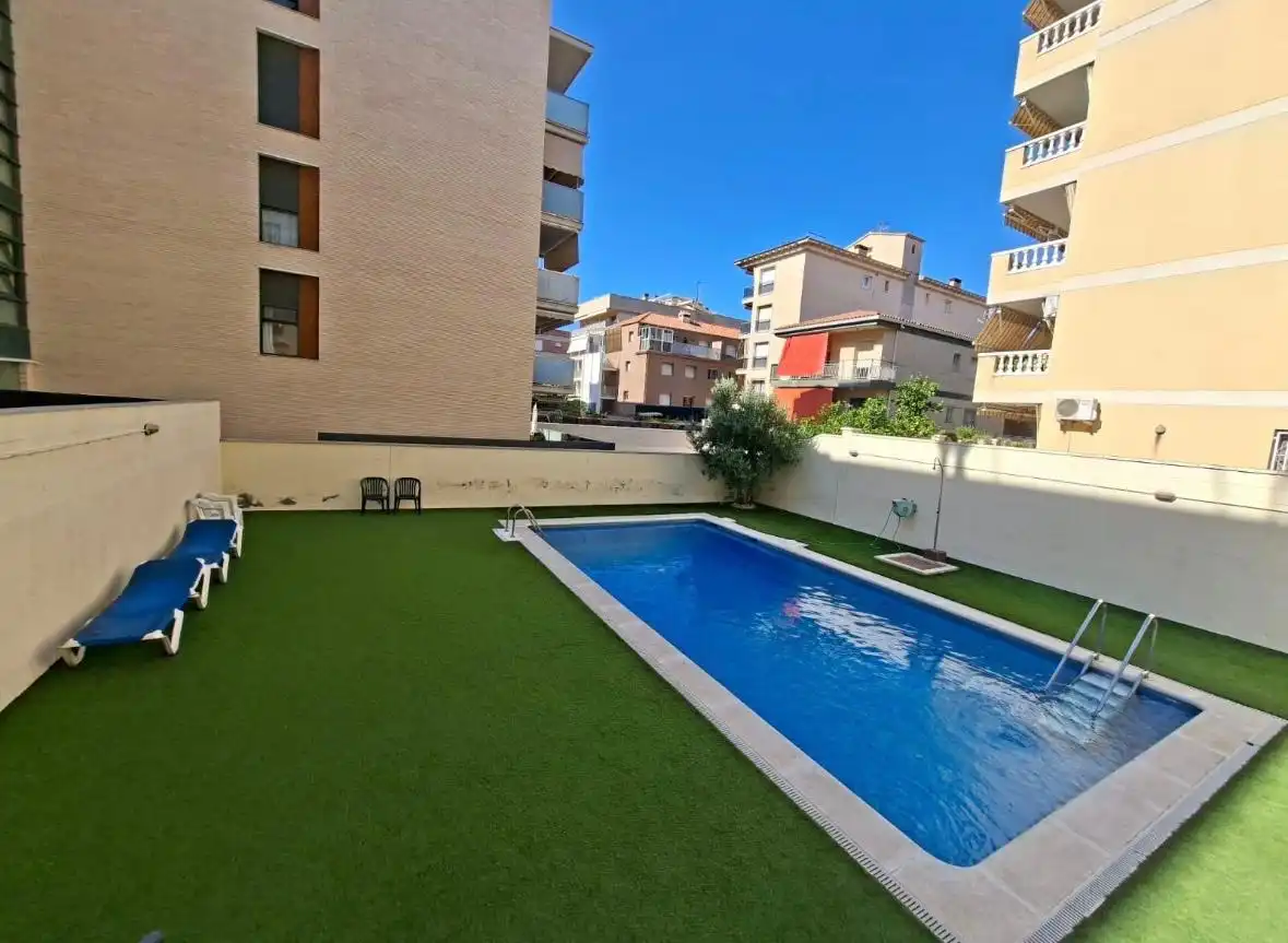 Piso de alquiler en Carrer del Rin, 15, Segur Platja Piscina de Piso de alquiler en Calafell con Aire acondicionado, Calefacción y Jardín privado