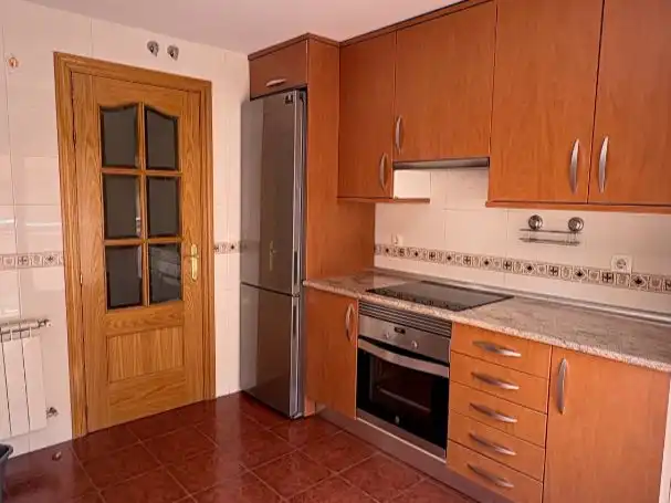 Flat for rent in Calle de Covadonga, 15, Vírgenes Kitchen of Flat for rent in Leganés with Air Conditioner, Heating and Parquet flooring
