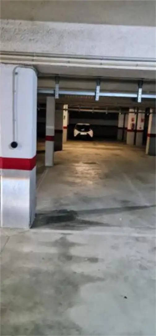 Wohnungen zum Verkauf in Cabanes Parkplatz von Wohnungen zum Verkauf in Cabanes mit Heizung, Privatgarten und Terrasse