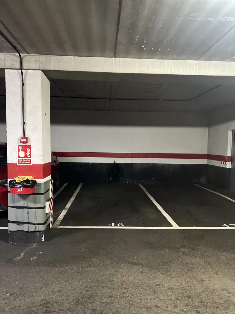 Garatge en venda a Calle de Monsacro, 1, Nuevo Gijón