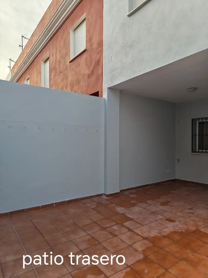 Casa adosada de alquiler en Reyes Católicos, 13, Coria del Río Casa adosada de alquiler en Coria del Río con Aire acondicionado, Terraza y Balcón