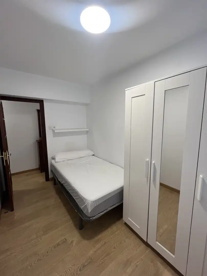 Flat for rent in Rúa Antonio Carballo, 4, Sagrada Familia Bedroom of Flat for rent in A Coruña Capital