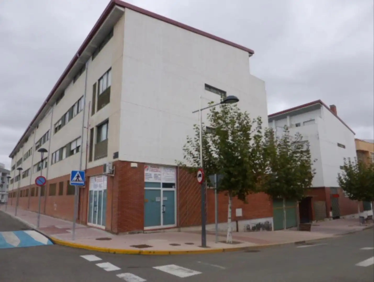Flat for sale in Calle Laguna, 38, Cistérniga Exterior view of Flat for sale in Cistérniga with Heating, Parquet flooring and Storage room