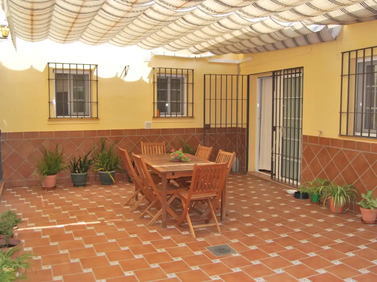 Houses for sale in Diseminado Poligono 87, 39, Zona de la Vega Terrace of Houses for sale in Antequera with Air Conditioner, Terrace and Swimming Pool