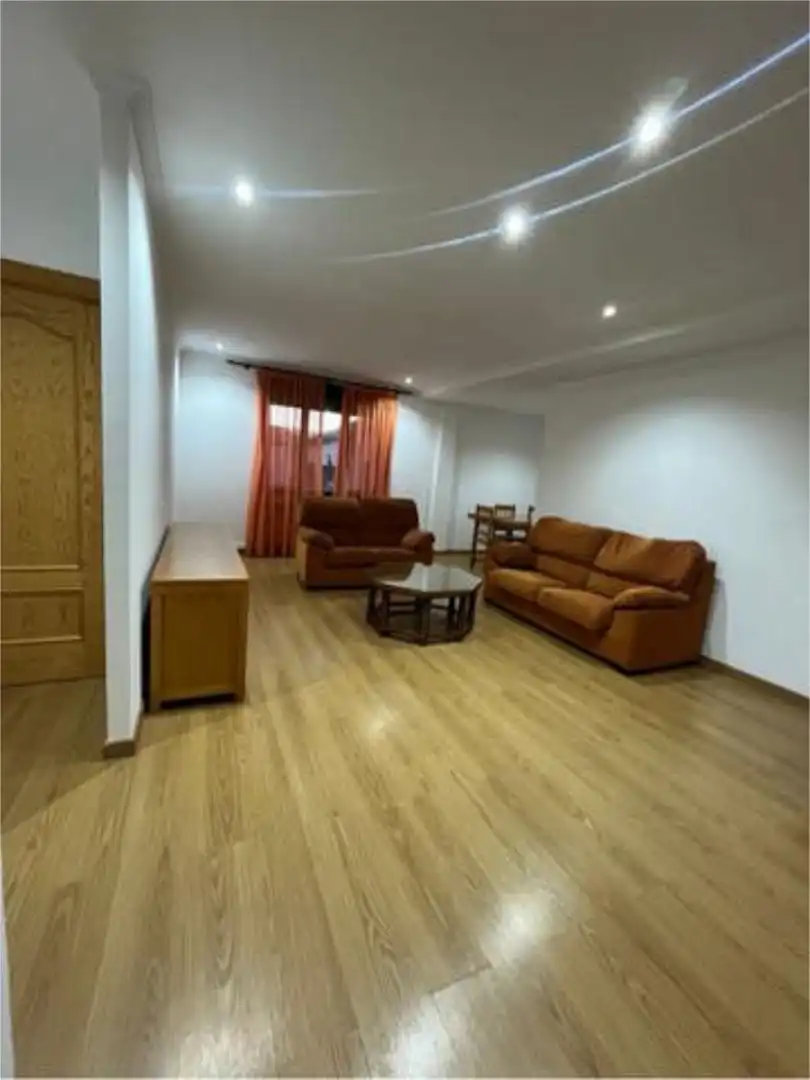 Piso de alquiler en Villanueva de los Infantes (Ciudad Real) Sala de estar de Piso de alquiler en Villanueva de los Infantes (Ciudad Real) con Amueblado