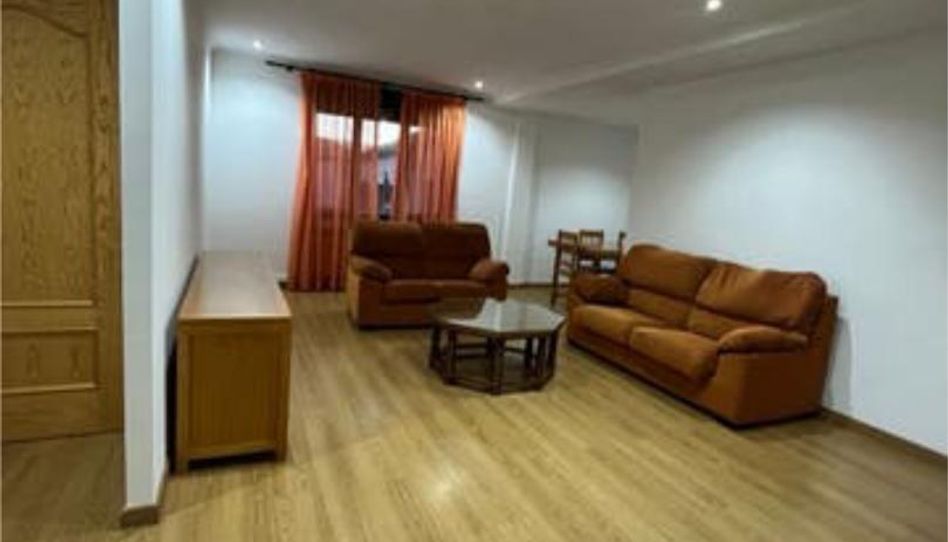 Piso de alquiler en Villanueva de los Infantes (Ciudad Real), Ciudad Real - imagen 1 Foto 1 de Piso de alquiler en Villanueva de los Infantes (Ciudad Real), Ciudad Real