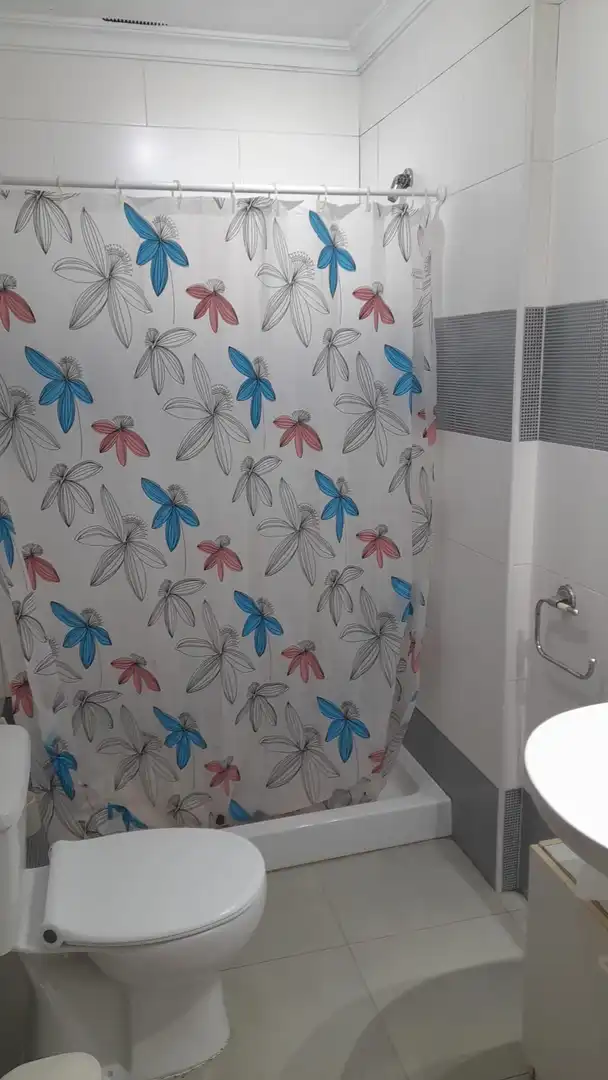 Flat for rent in Calle Nicolás Orta, 96, Isla Chica Bathroom of Flat for rent in Huelva with Furnished