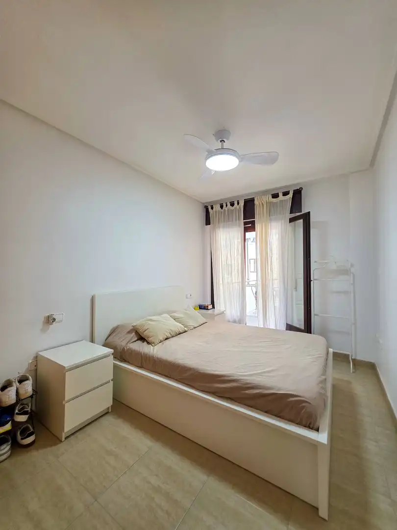 Wohnung zur Miete in Calle Santa Marta, 25, Santiago de la Ribera Schlafzimmer von Wohnung zur Miete in San Javier mit Klimaanlage, Heizung und Privatgarten