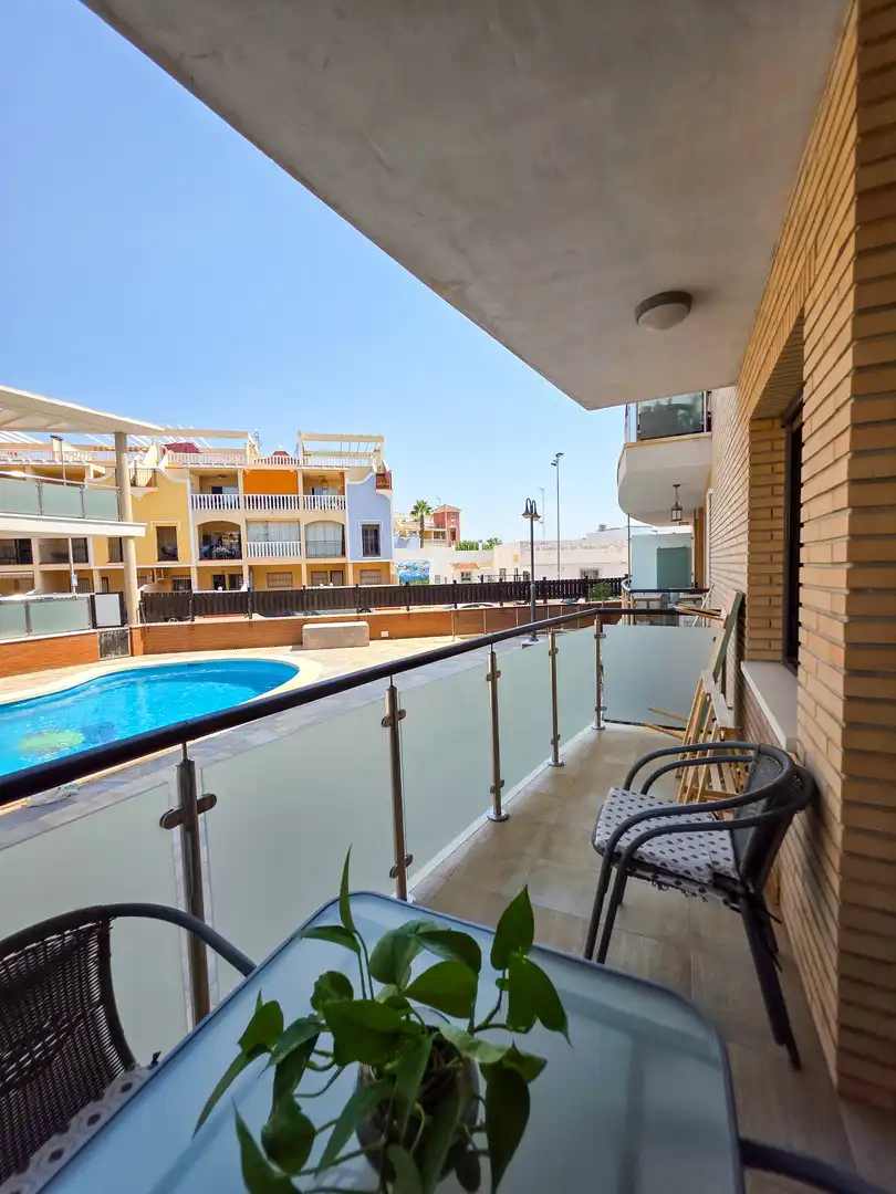 Wohnung zur Miete in Calle Santa Marta, 25, Santiago de la Ribera Terrasse von Wohnung zur Miete in San Javier mit Klimaanlage, Heizung und Privatgarten
