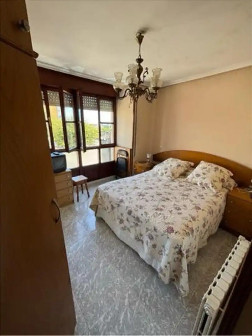 Flat for rent in El Franco Bedroom of Flat for rent in El Franco with Terrace, Storage room and Furnished