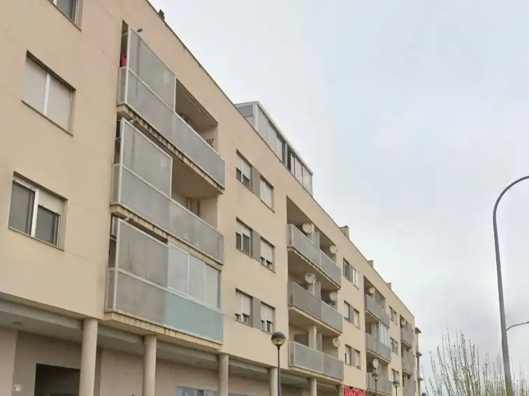 Exterior view of Flat for sale in Tarazona  with Air Conditioner, Heating and Parquet flooring