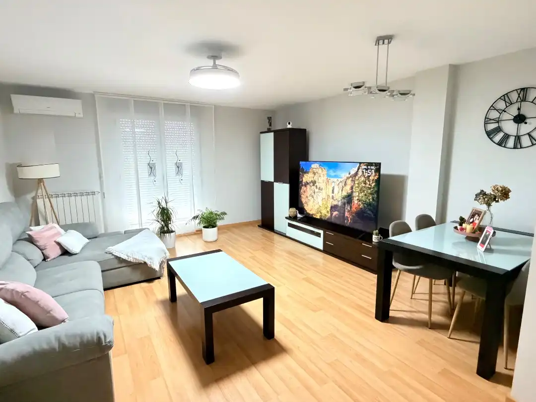 Living room of Flat for sale in Tarazona  with Air Conditioner, Heating and Parquet flooring
