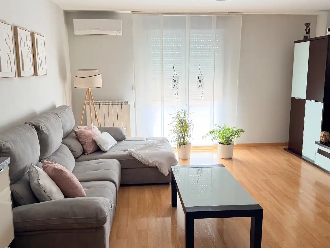 Living room of Flat for sale in Tarazona  with Air Conditioner, Heating and Parquet flooring