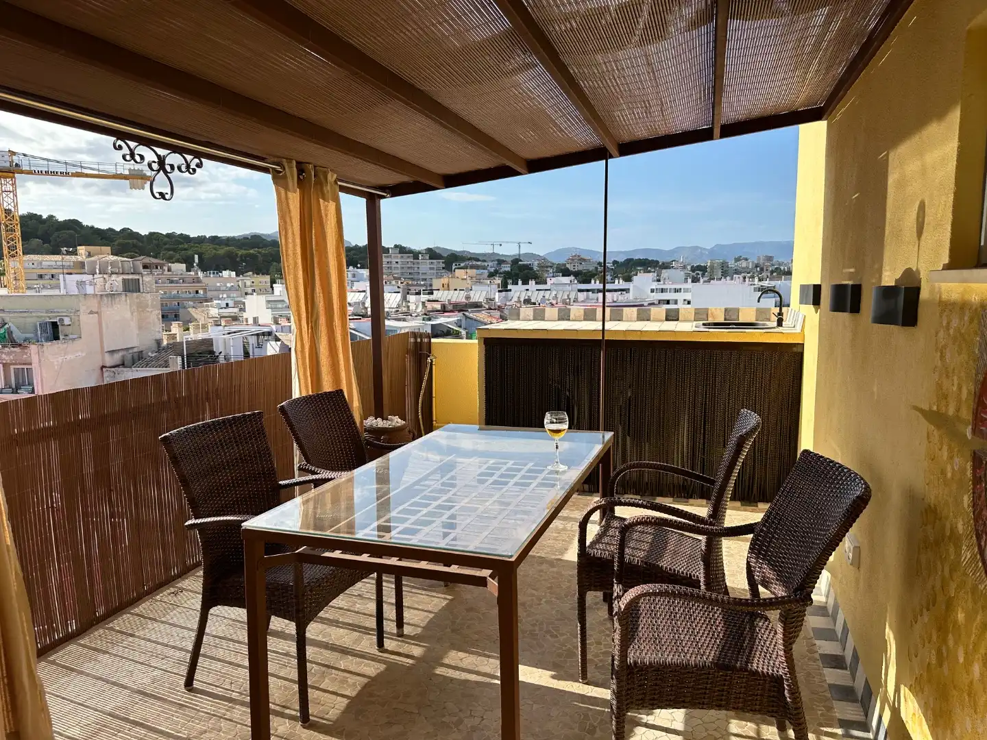 Terrasse von Dachboden zum Verkauf in  Palma de Mallorca mit Klimaanlage, Terrasse und Balkon