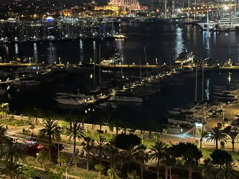 Außenansicht von Dachboden zum Verkauf in  Palma de Mallorca mit Klimaanlage, Terrasse und Balkon