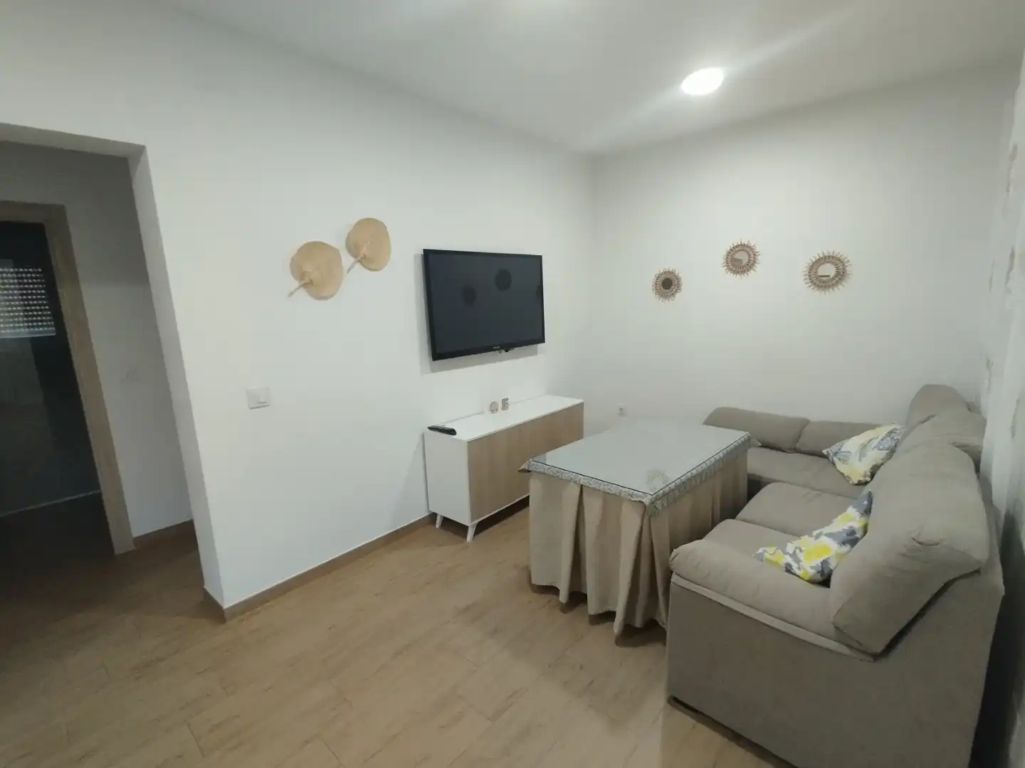 Einfamilien-Reihenhaus zur Miete in Calle Santa Clara, 10, Saucedilla