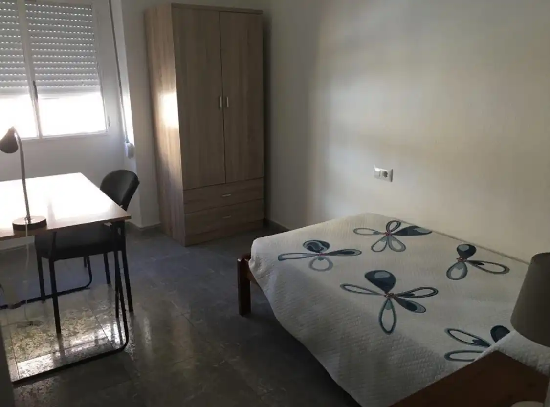 Piso de alquiler en Carrer el Camí, 91, Centre - Zona Alta Habitación de Piso de alquiler en Alcoy / Alcoi con Calefacción, Terraza y Trastero