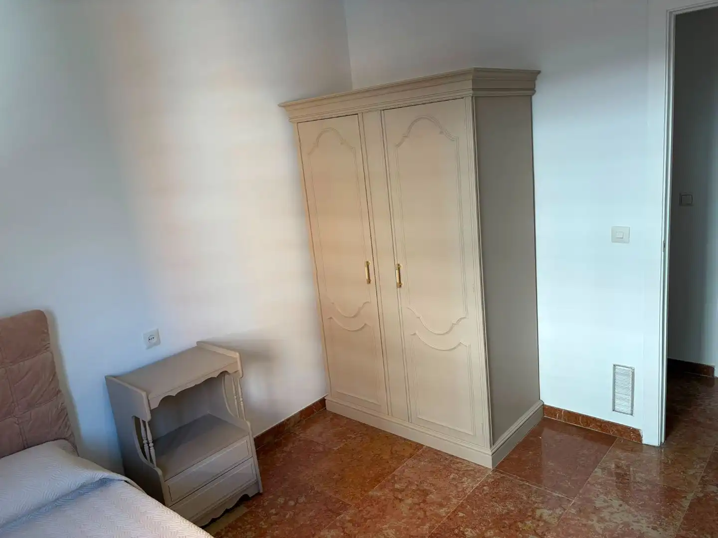 Flat for rent in Calle el Algarrobo, 7, Santa Rosa - Valdeolleros Bedroom of Flat for rent in Córdoba with Air Conditioner, Heating and Private garden