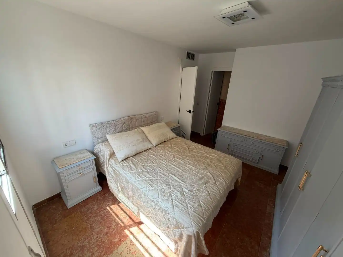 Flat for rent in Calle el Algarrobo, 7, Santa Rosa - Valdeolleros Bedroom of Flat for rent in Córdoba with Air Conditioner, Heating and Private garden