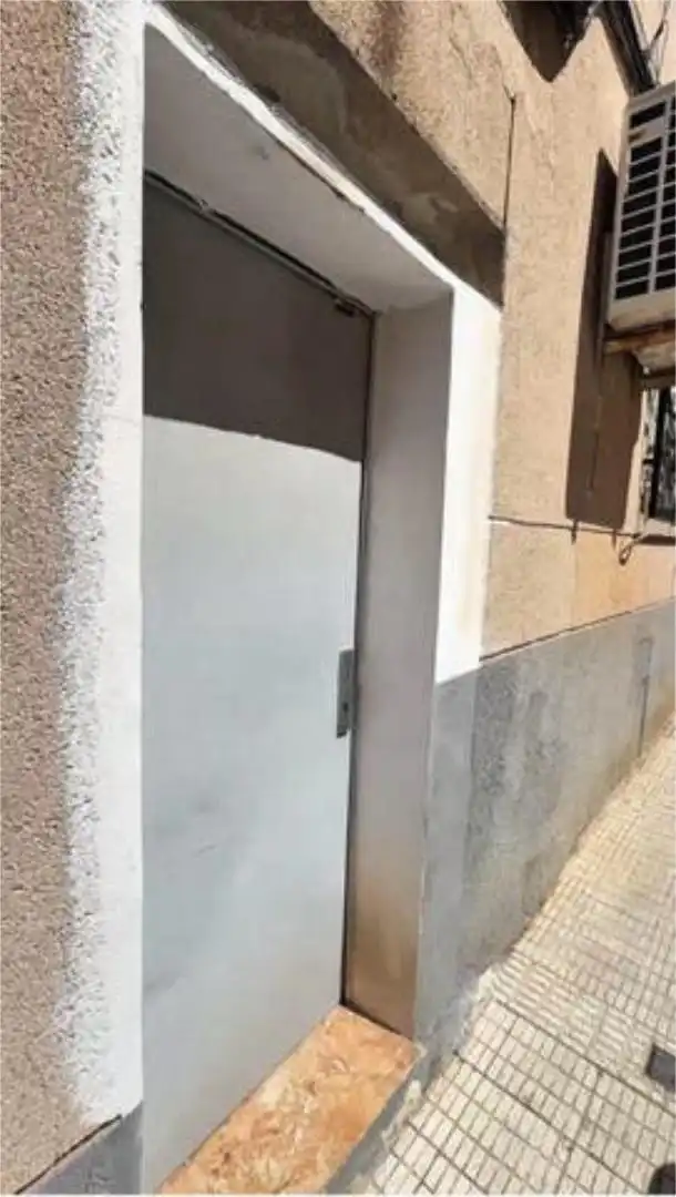Piso en venta en La Unión ciudad Vista exterior de Piso en venta en La Unión con Trastero