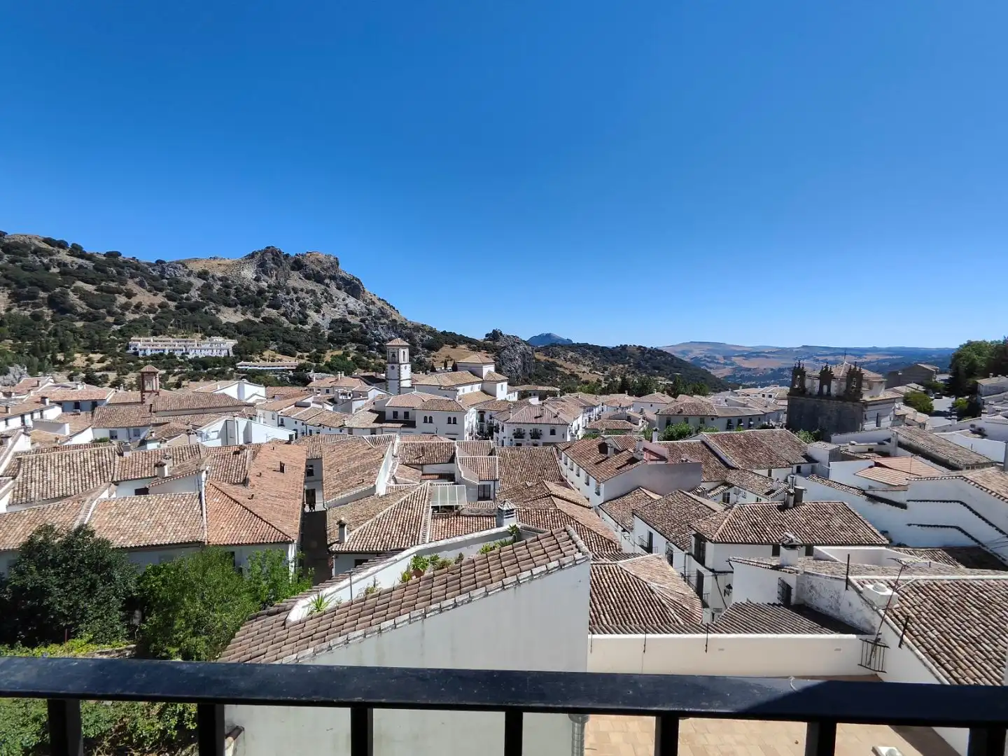 Detached homes for sale in Calle las Parras, 35, Grazalema Exterior view of Detached homes for sale in Grazalema